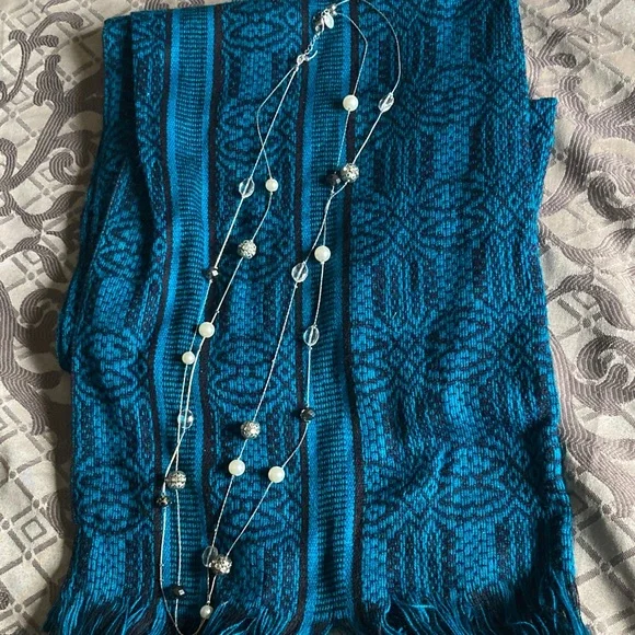 Necklace Bundle - Picture 5 of 5